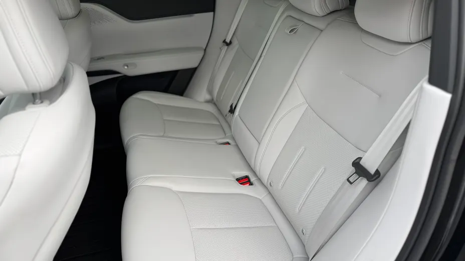 XPENG G6 G6 80.8 kWh AWD Performance PRO