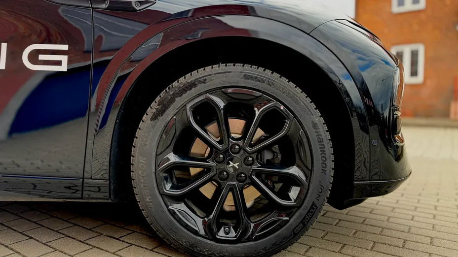 XPENG G6 G6 80.8 kWh AWD Performance PRO