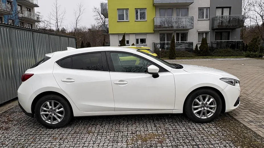 MAZDA 3 3 2.0 Active