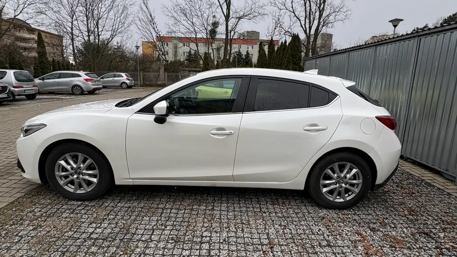 MAZDA 3 3 2.0 Active