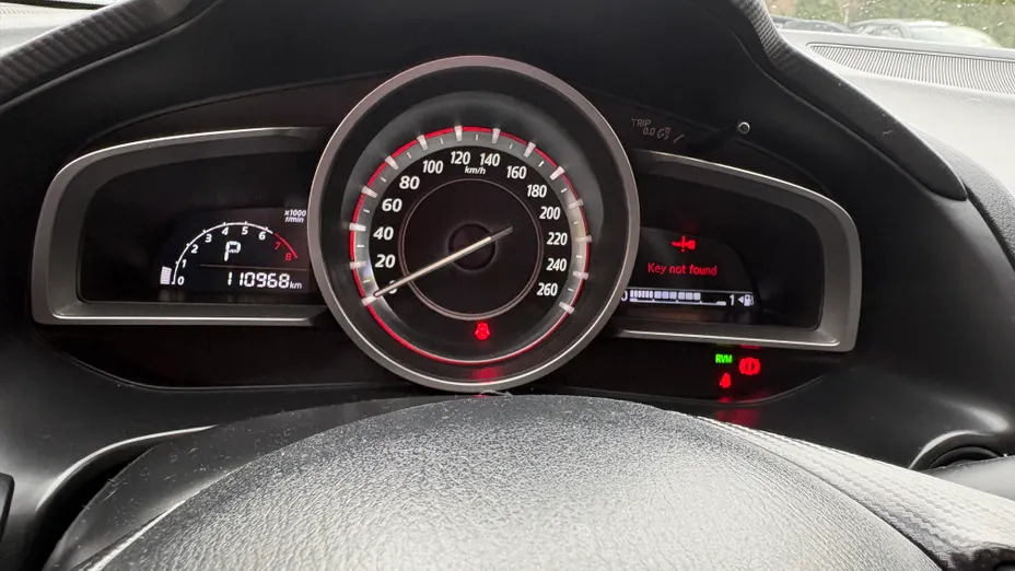 MAZDA 3 3 2.0 Active