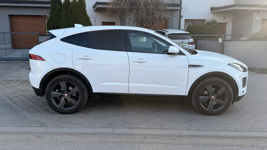 JAGUAR E-Pace E-Pace 2.0 i4D AWD HSE aut