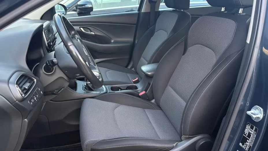HYUNDAI i30 i30 1.5 DPI Modern