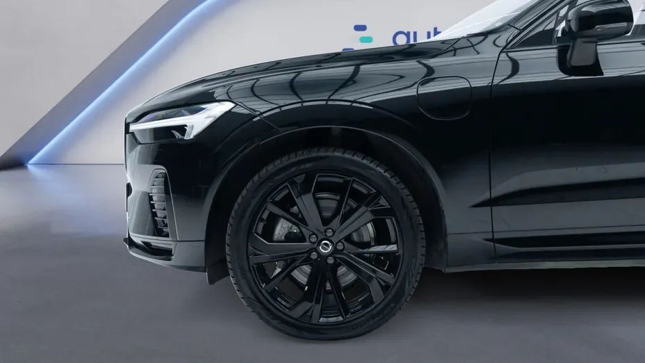 VOLVO XC60 XC60 T6 Plug-In Hybrid AWD Ultra Black Edition aut