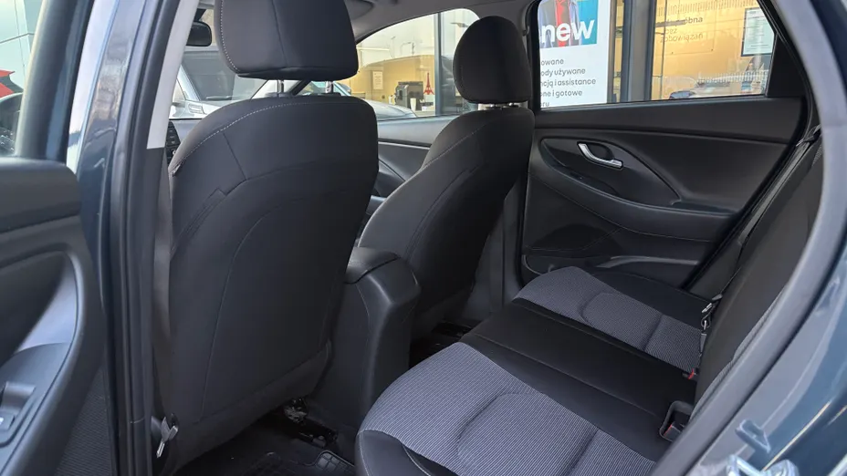 HYUNDAI i30 i30 1.5 DPI Modern