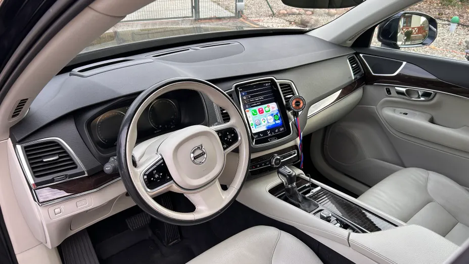 VOLVO XC90 XC90 T6 AWD Momentum 7os aut