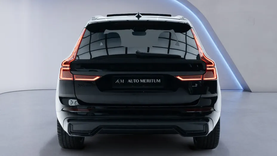 VOLVO XC60 XC60 T6 Plug-In Hybrid AWD Ultra Black Edition aut