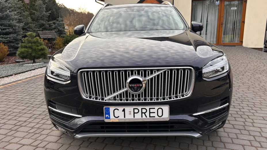 VOLVO XC90 XC90 T6 AWD Momentum 7os aut