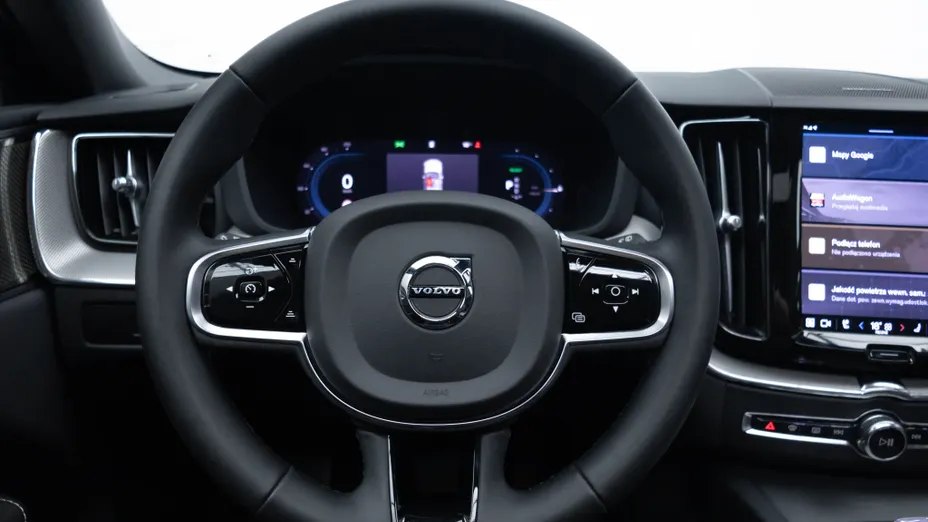 VOLVO XC60 XC60 T6 Plug-In Hybrid AWD Ultra Black Edition aut