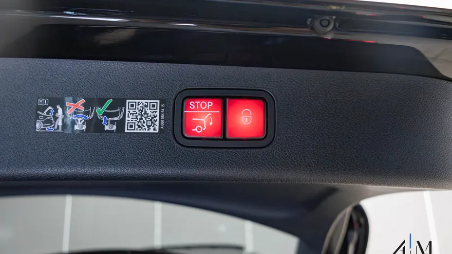 MERCEDES-BENZ E Klasa E 300 de PHEV 4-Matic All-Terrain Avantgarde 9G-Tronic