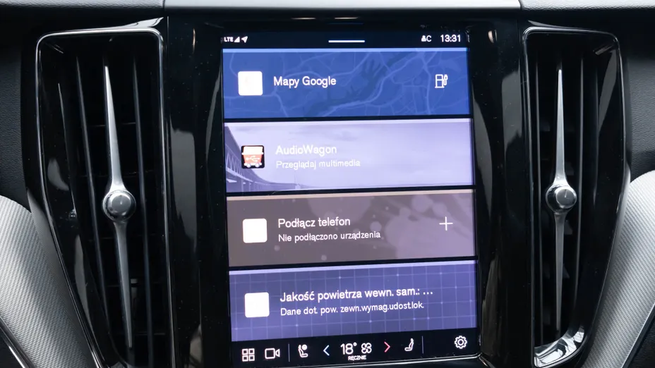 VOLVO XC60 XC60 T6 Plug-In Hybrid AWD Ultra Black Edition aut