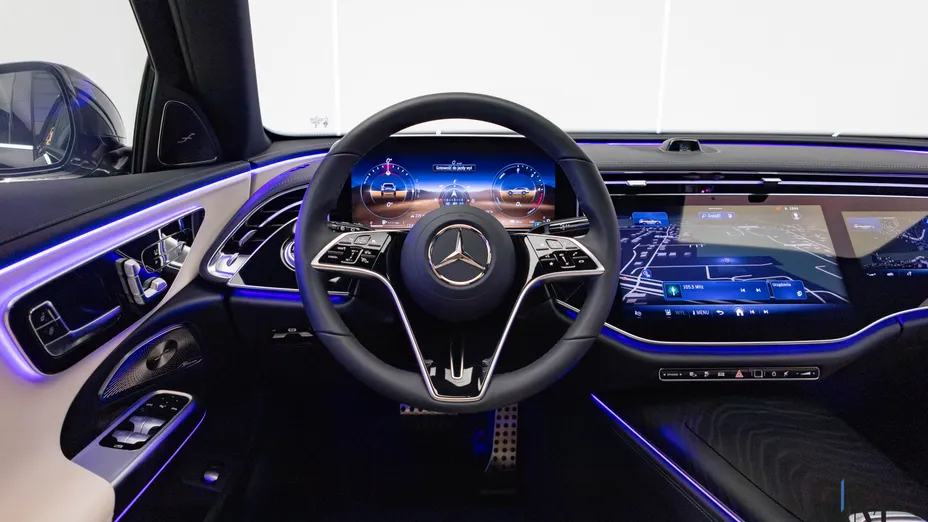 MERCEDES-BENZ E Klasa E 300 de PHEV 4-Matic All-Terrain Avantgarde 9G-Tronic