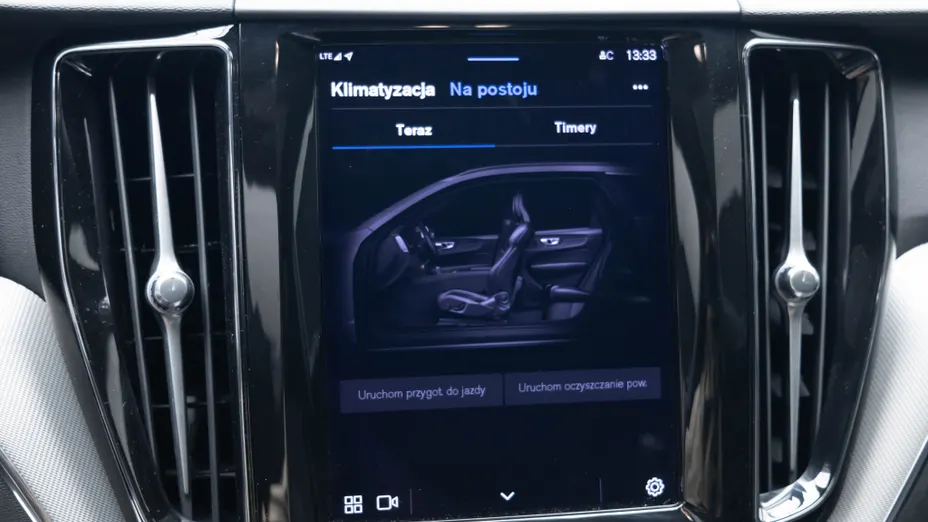 VOLVO XC60 XC60 T6 Plug-In Hybrid AWD Ultra Black Edition aut