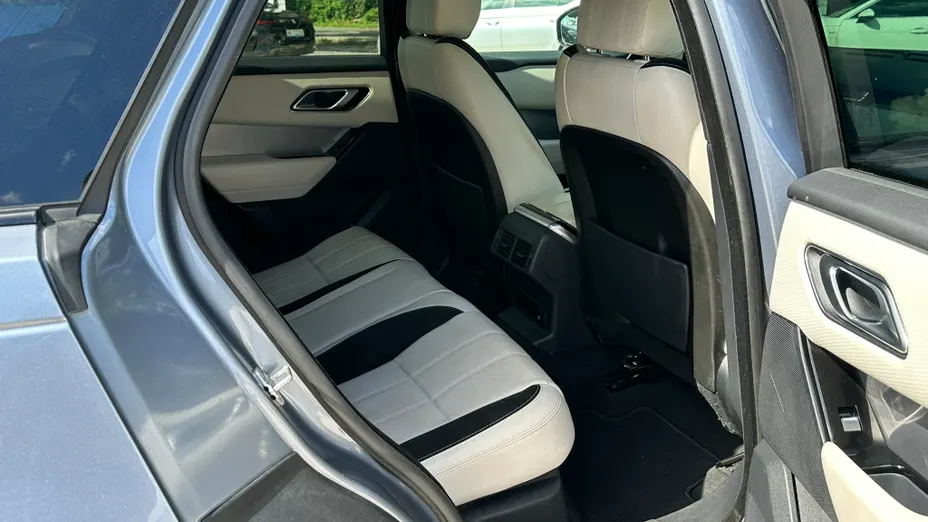 LAND ROVER Range Rover Velar Velar 2.0 TD4 R-Dynamic SE