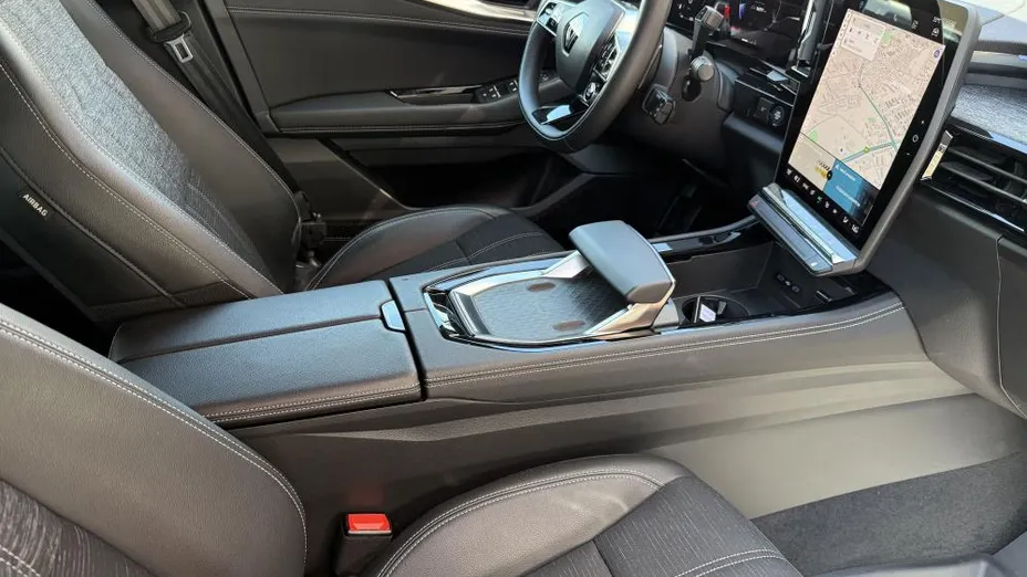 RENAULT Austral Austral 1.3 TCe mHEV Techno aut