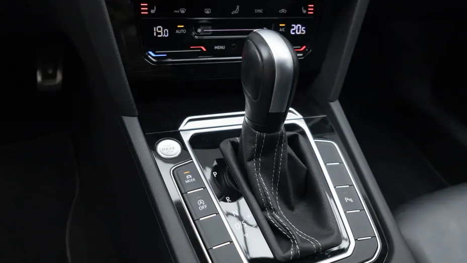 VOLKSWAGEN Arteon Arteon 2.0 TDI 4Motion R-Line DSG