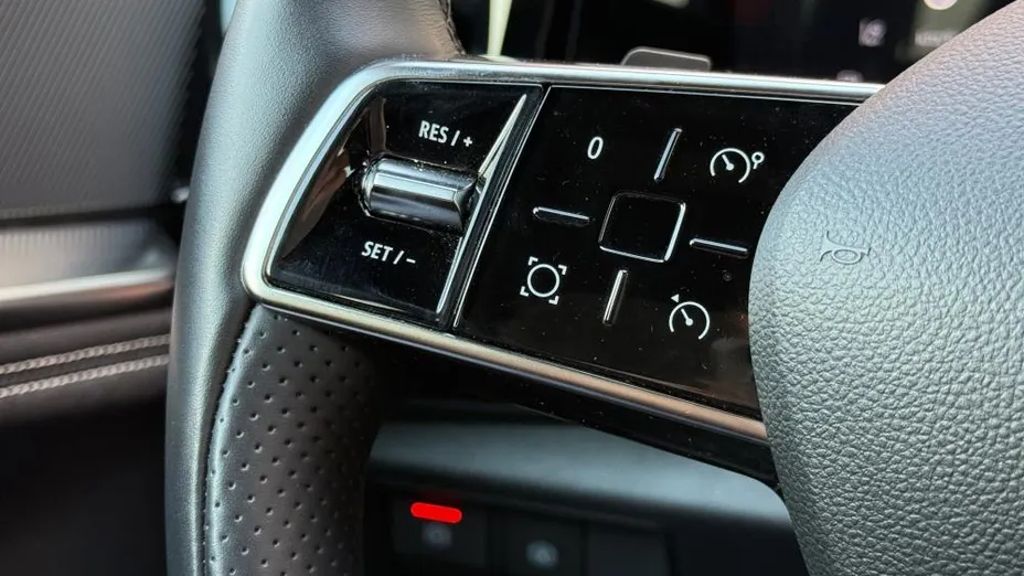 RENAULT Austral Austral 1.3 TCe mHEV Techno aut