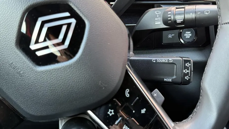 RENAULT Austral Austral 1.3 TCe mHEV Techno aut