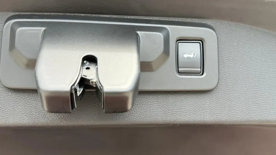 RENAULT Austral Austral 1.3 TCe mHEV Techno aut