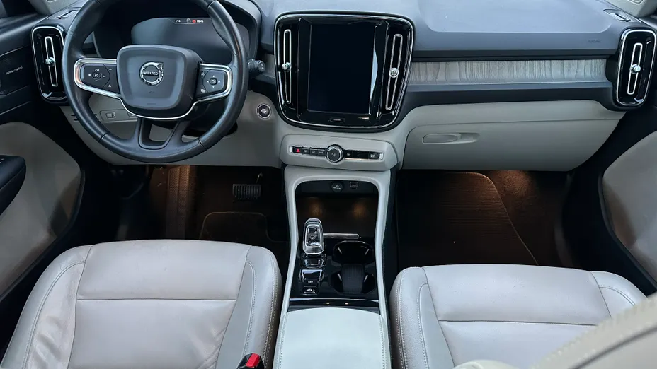 VOLVO XC40 XC40 T4 Inscription aut