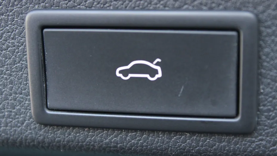 SKODA Superb Superb 2.0 TDI SCR Style DSG