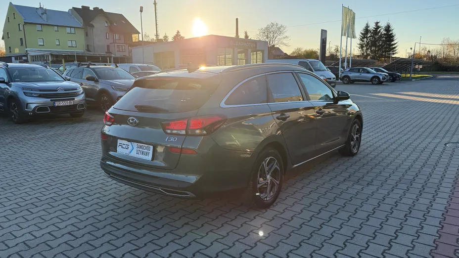 HYUNDAI i30 i30 1.5 DPI Comfort