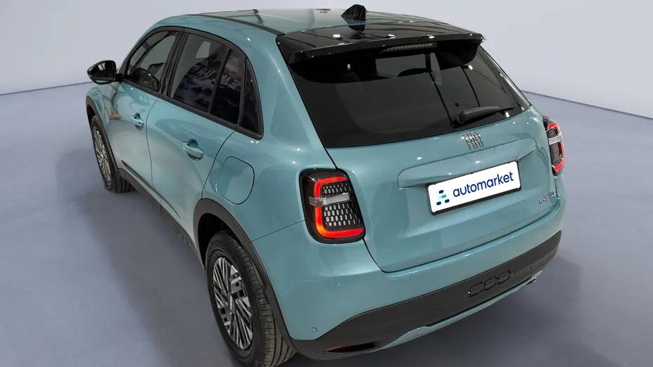 FIAT 600 600 1.2 Turbo Hybrid Pop eDCT Nowy