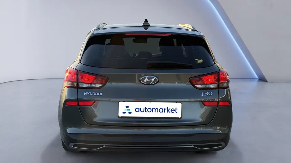HYUNDAI i30 i30 1.5 DPI Comfort
