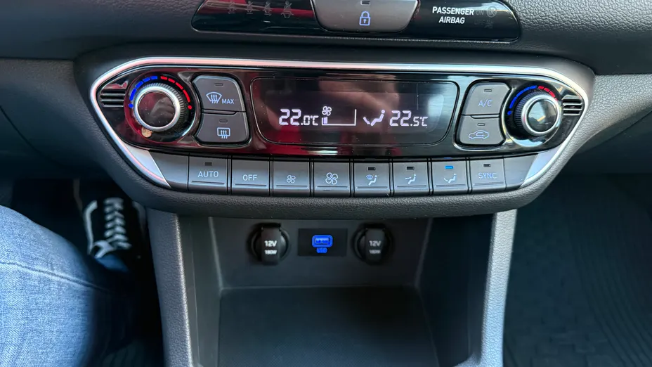 HYUNDAI i30 i30 1.5 DPI Comfort