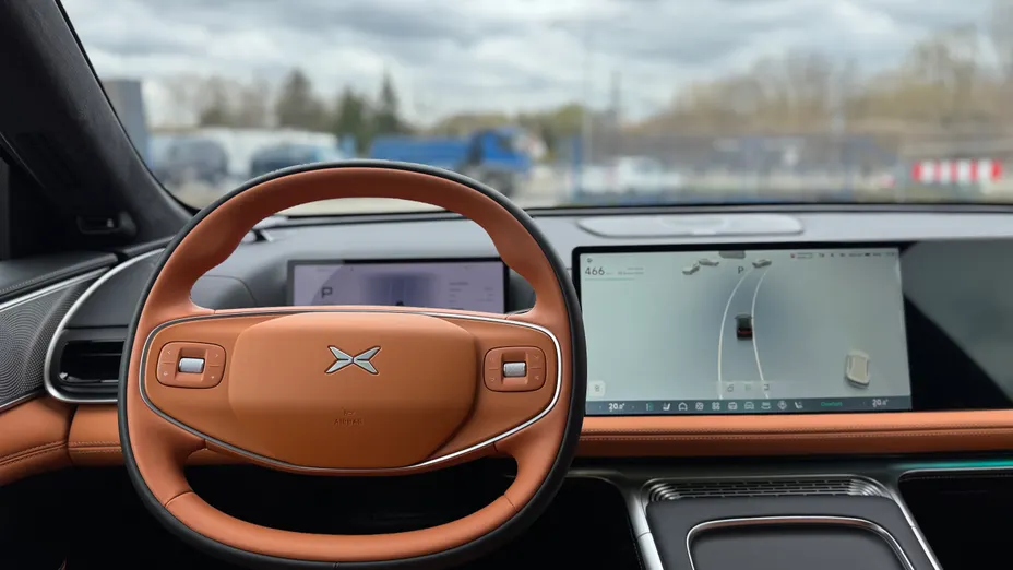 XPENG G9 G9 94.6 kWh AWD Performance