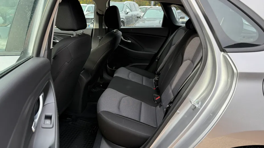 HYUNDAI i30 i30 1.5 DPI Modern