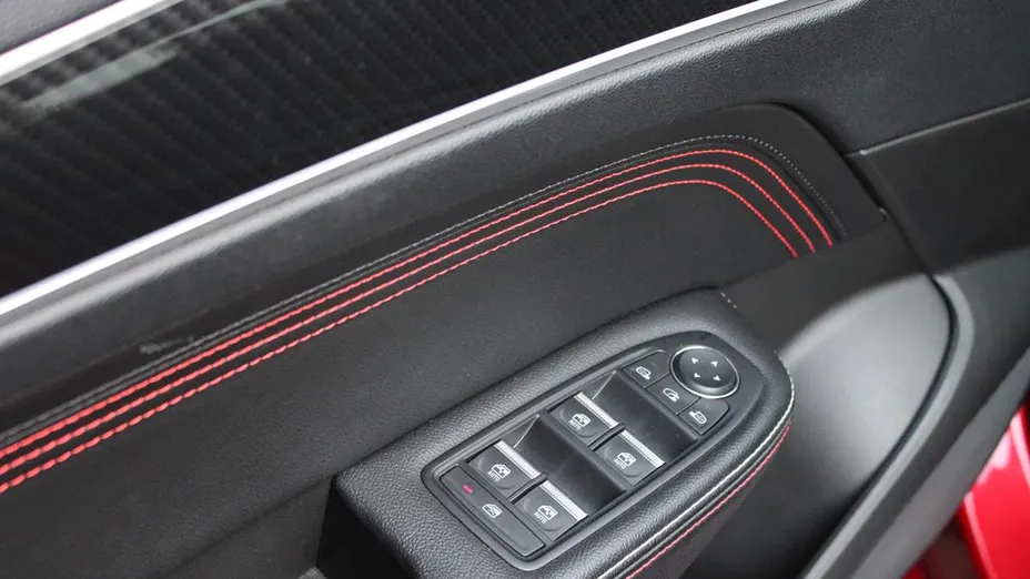 RENAULT Arkana Arkana 1.3 TCe mHEV R.S. Line EDC