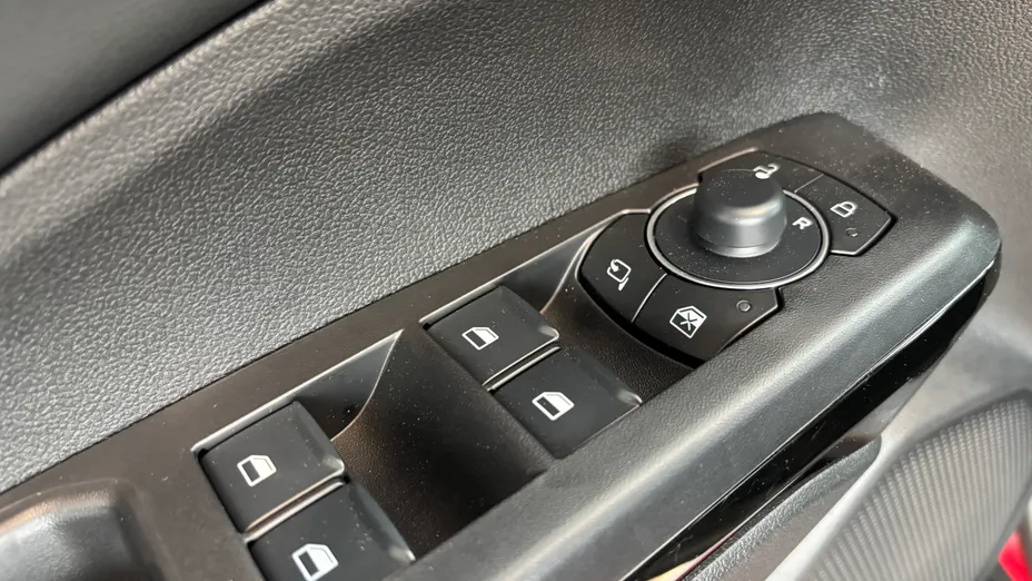 FORD Puma Puma 1.0 EcoBoost mHEV ST-Line X PowerShift Nowy