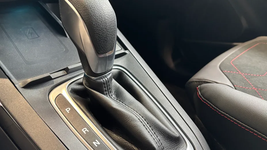 FORD Puma Puma 1.0 EcoBoost mHEV ST-Line X PowerShift Nowy