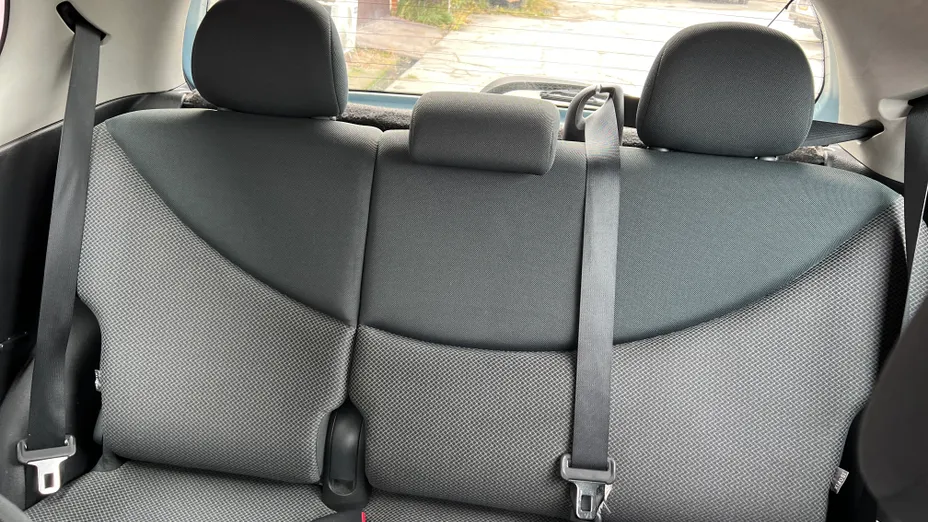 TOYOTA Yaris Yaris 1.0 Luna A/C