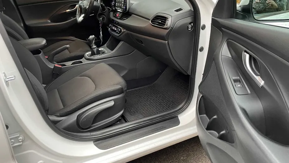 HYUNDAI i30 i30 1.4 T-GDI Comfort