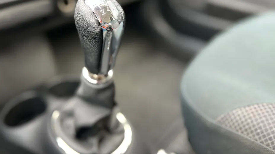 TOYOTA Yaris Yaris 1.0 Luna A/C