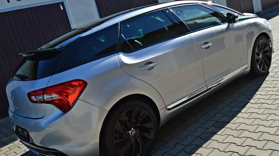 CITROEN DS5 DS5 1.6 THP SportChic