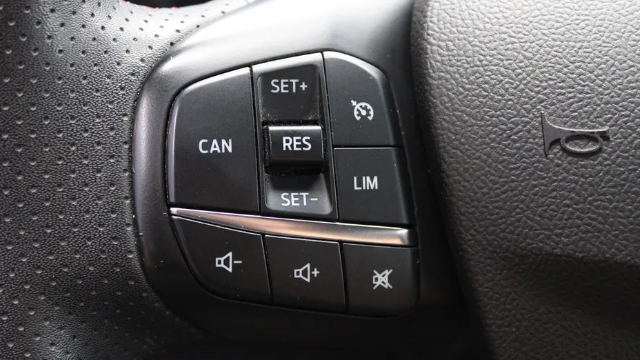 FORD Focus Focus 1.5 EcoBlue ST-Line aut