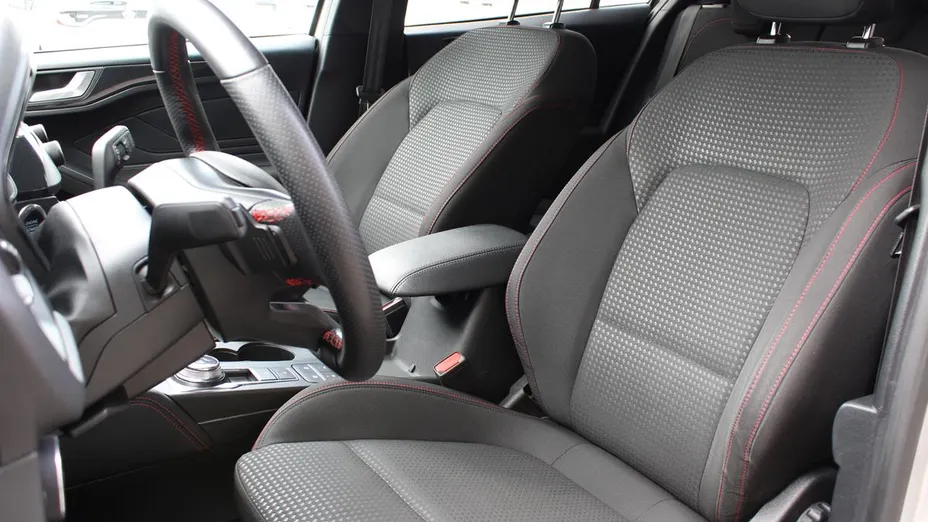 FORD Focus Focus 1.5 EcoBlue ST-Line aut