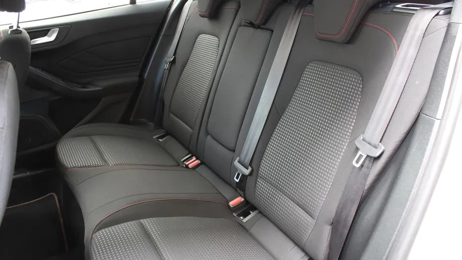 FORD Focus Focus 1.5 EcoBlue ST-Line aut