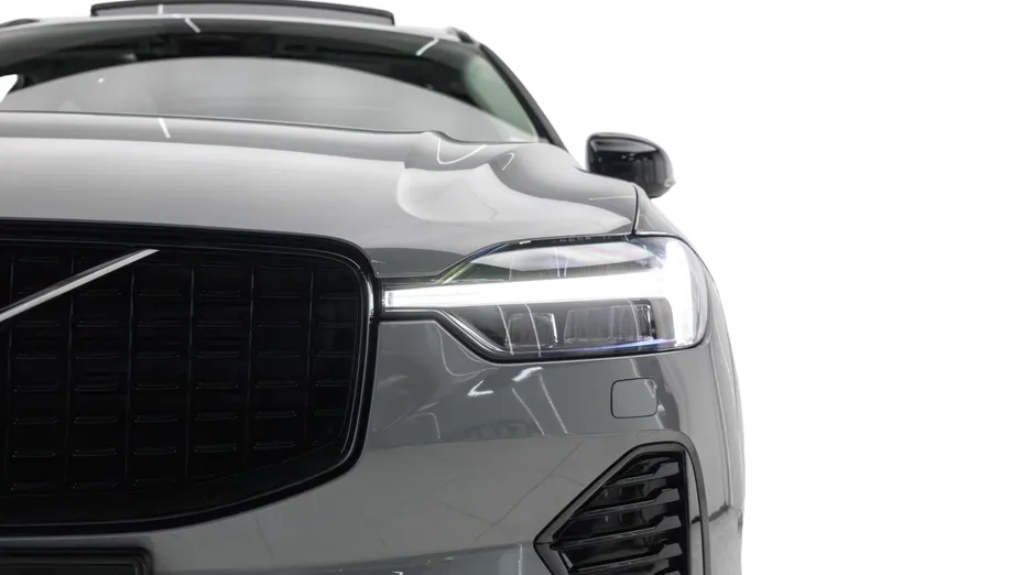 VOLVO XC60 XC60 B4 D AWD Ultimate Dark aut