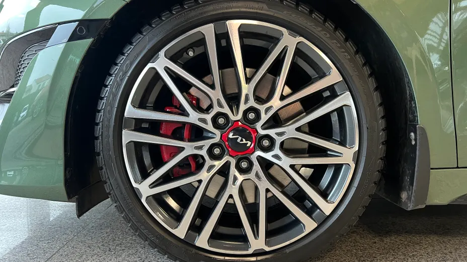 KIA ProCeed ProCeed 1.6 T-GDI GT DCT