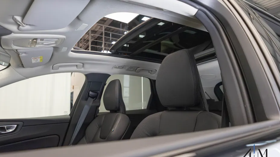 VOLVO XC60 XC60 B4 D AWD Ultimate Dark aut