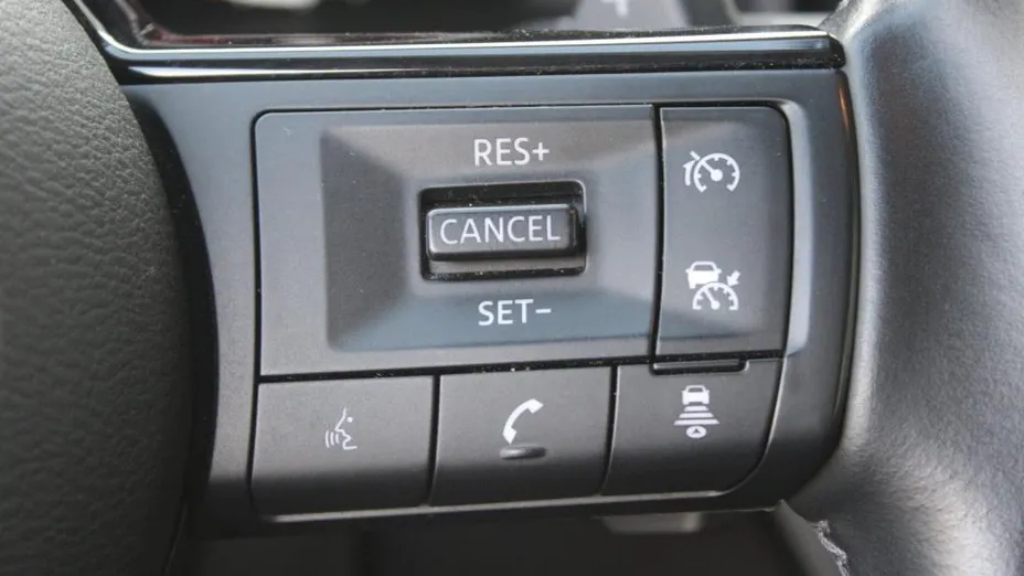 NISSAN Qashqai Qashqai 1.3 DIG-T mHEV N-Connecta Xtronic