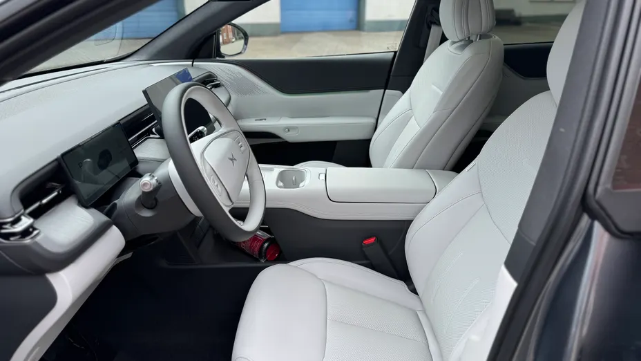 XPENG G6 G6 80.8 kWh AWD Performance PRO