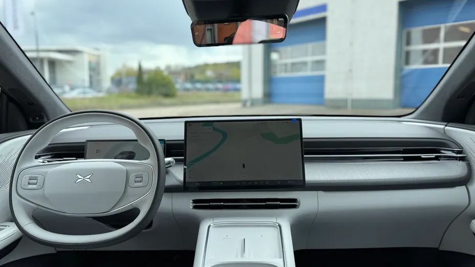XPENG G6 G6 80.8 kWh AWD Performance PRO