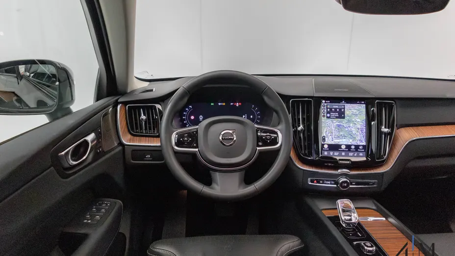 VOLVO XC60 XC60 B4 D AWD Ultimate Dark aut