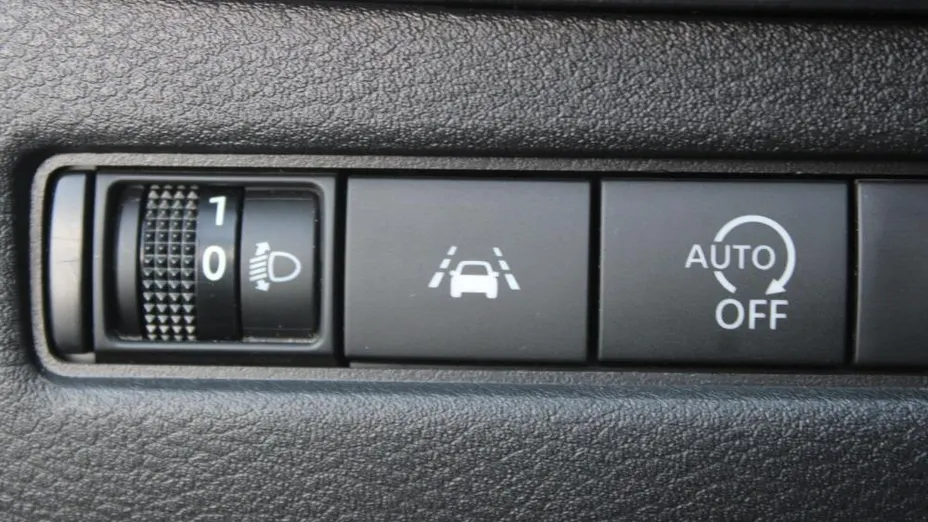 NISSAN Qashqai Qashqai 1.3 DIG-T mHEV N-Connecta Xtronic