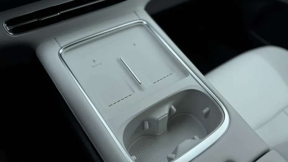 XPENG G6 G6 80.8 kWh AWD Performance PRO